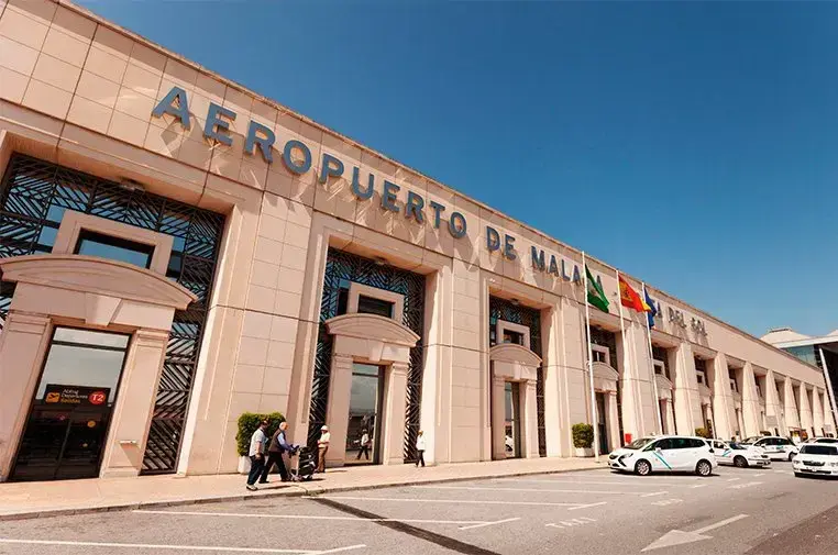 Aeropuerto-de-Malaga.webp